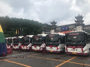 千山號純電動(dòng)旅游專線